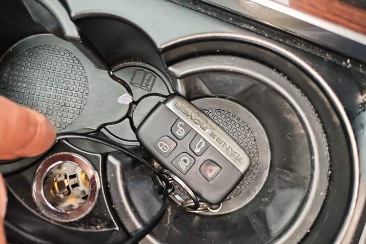 Used Land Rover Range Rover Sport 2016 3.0 V6 Low-Power Version U.S. Specification
