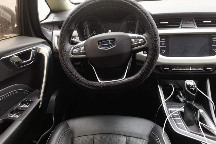 Used Geely Auto Vision X3 2020 1.5L CVT Luxury Model