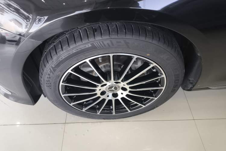 Used Mercedes-Benz E-Class 2023 Facelift E 260 L