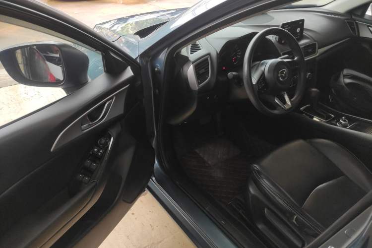 Used Mazda Mazda 3 Axela 2017 Sedan 1.5L Automatic Luxury Model Emission Standard China V