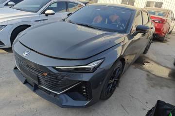 Used Changan UNI-V 2022 1.5T Smart Navigation Version