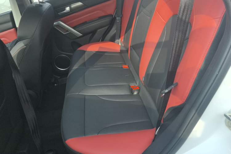 Used Haval H2 2017 Blue Label 1.5T Manual Two-Wheel Drive Luxury Model