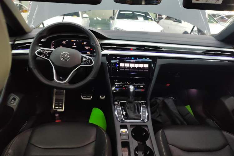 Used Volkswagen FAW-Volkswagen CC 2023 380TSI Striking Edition
