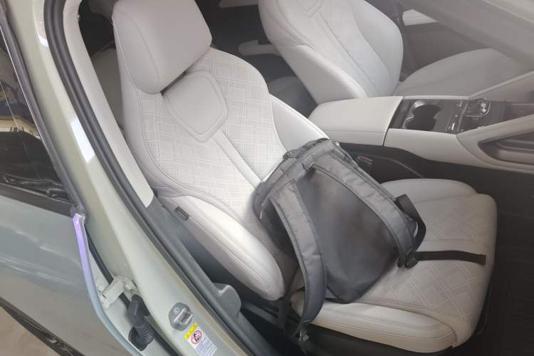 Used BYD Yuan UP 2024 301KM Leading Edition
