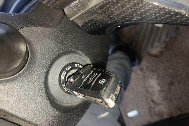 Used  Refine S3 2017 1.5L Manual Luxury Model
