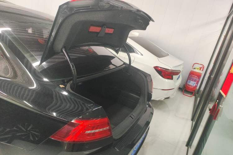 Used Volkswagen Magotan 2018 Facelift 330TSI DSG Luxury Model