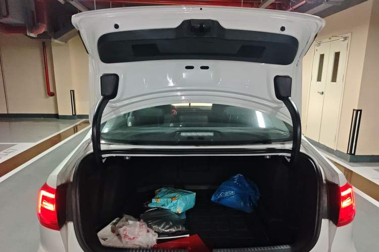 Used Volkswagen Sagitar 2018 280TSI DSG Luxury Model
