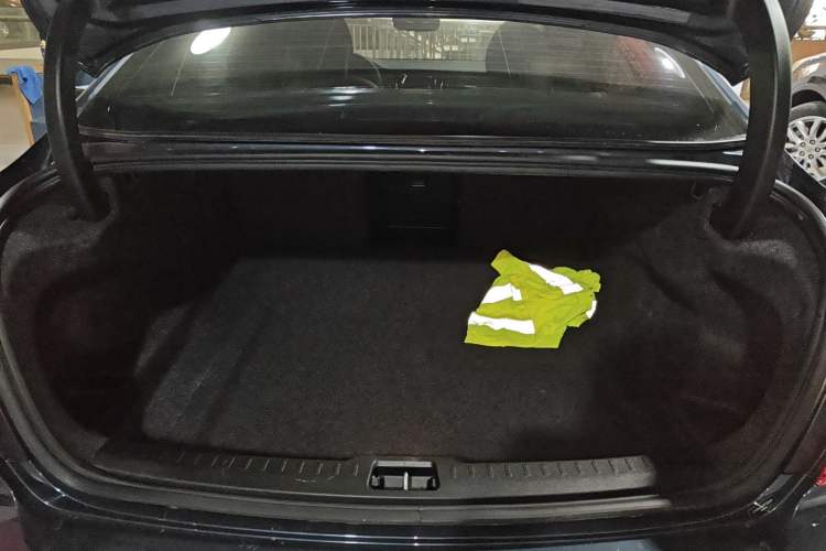 Used Volvo S60 2023 B4 Zhiyuan Luxury Edition
