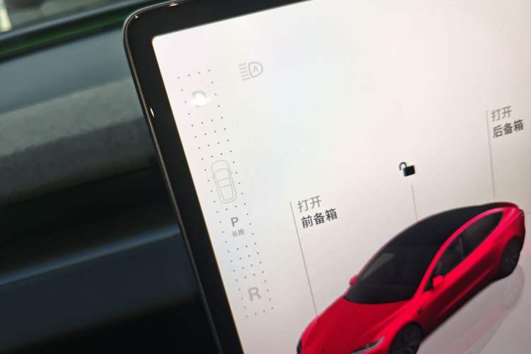 Used Tesla Model 3 2023 Rear-Wheel-Drive Version
