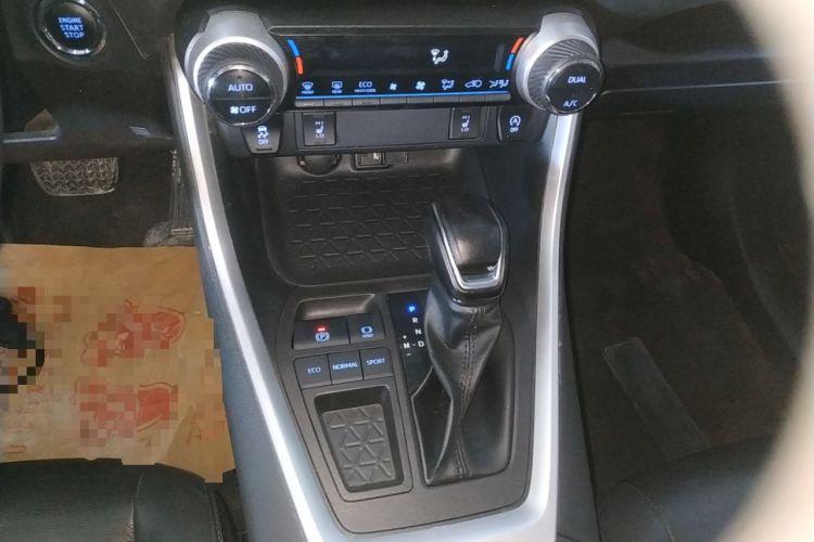 Used Toyota RAV4 2022 2.0L CVT Two-Wheel Drive Fashion Plus Edition