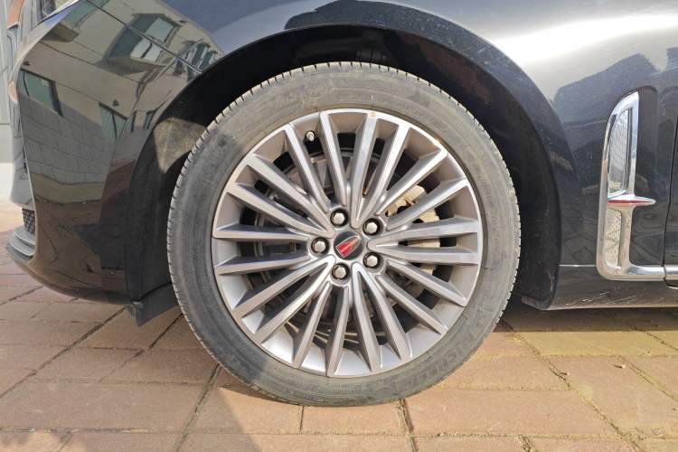 Used Hongqi H9 2023 2.0T Smart Connect Flagship Edition
