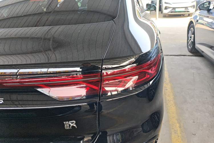 Used BYD Han 2025 EV with 701 km of Laser Radar-Enabled Intelligent Driving