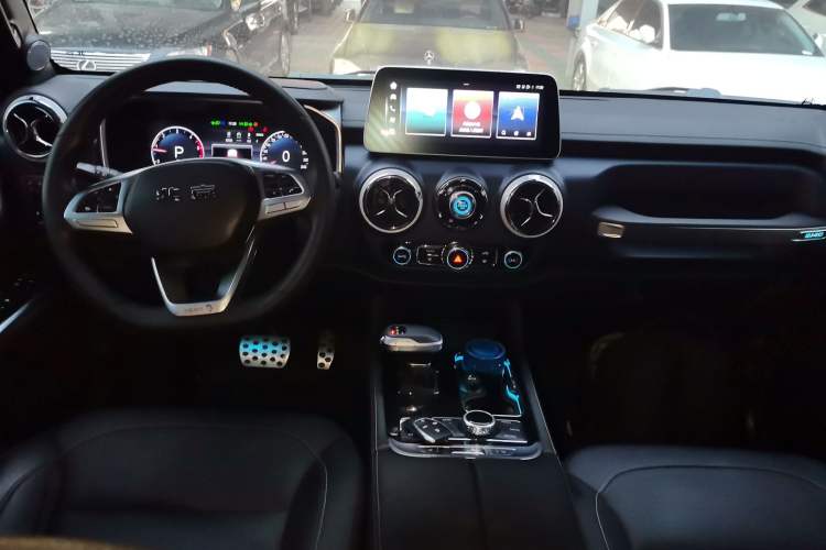 Used  BJ40 2023 2.0D Automatic Four-Wheel Drive Blade Hero Edition Adventurer Type
