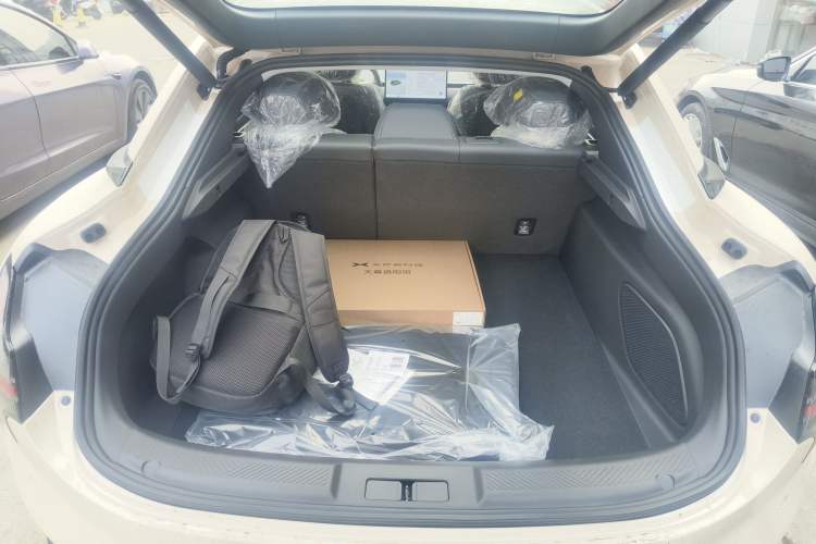 Used XPeng MONA M03 2025 620 Ultra-Long Range Plus
