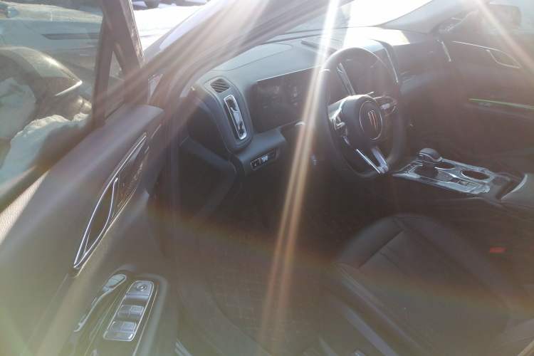 Used Hongqi HS3 PHEV 2024 PHEV 115km Jingwei Edition
