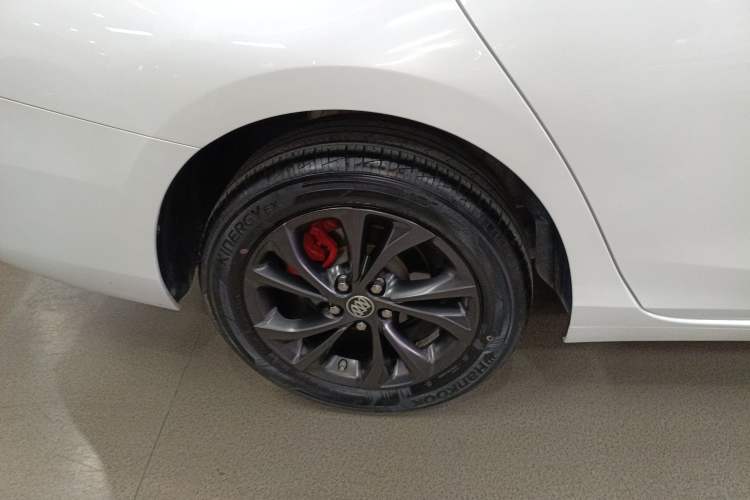 Used Buick Verano 2023 Pro GS Hunter Wind Edition
