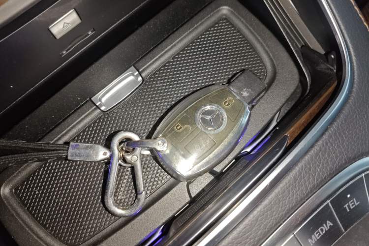 Used Mercedes-Benz S-Class 2016 S 320 L Business Model
