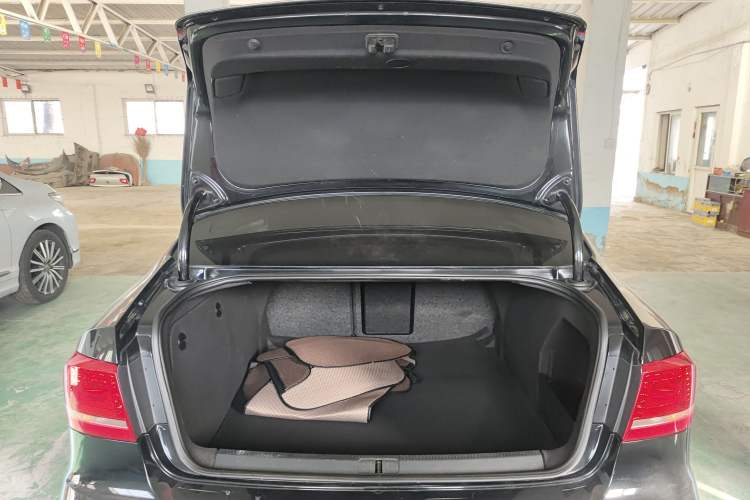 Used Volkswagen Magotan 2012 3.0 FSI Flagship Edition
