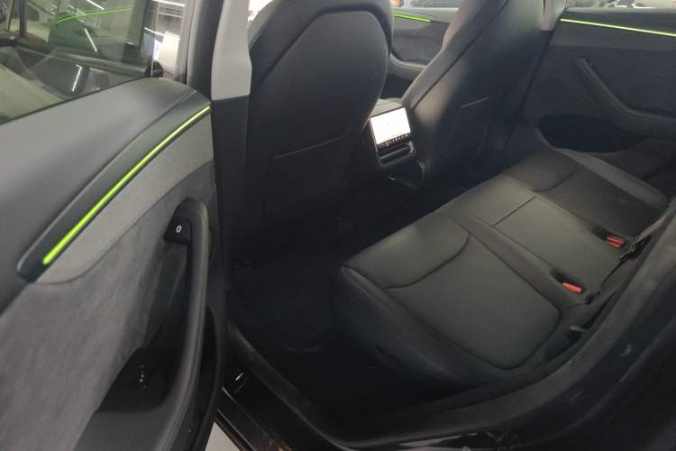 Used Tesla Model Y 2025 Long-Range All-Wheel Drive First Edition