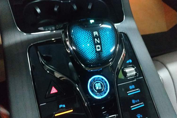 Used BYD Han 2025 EV Intelligent Driving Edition 701KM LiDAR Flagship Model