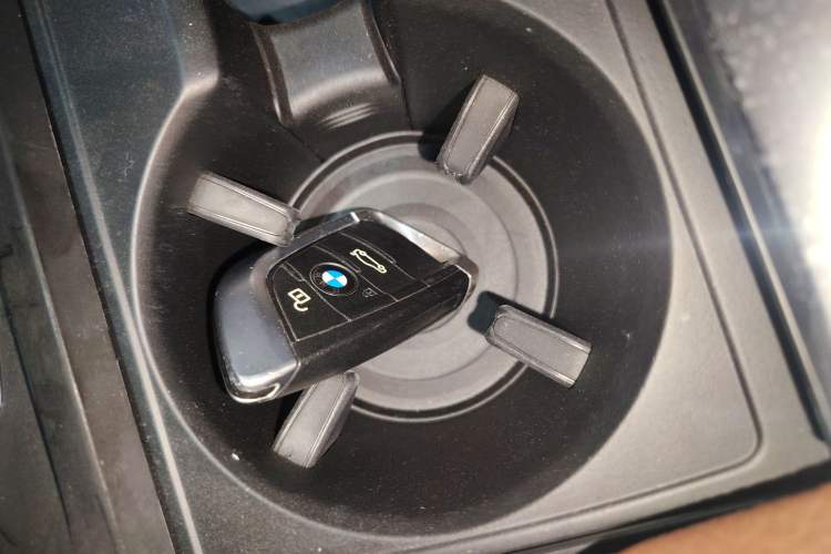 Used BMW X6 2015 xDrive28i
