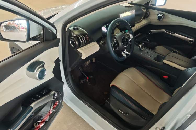 Used BYD Yuan PLUS 2022 430 km Luxury Version
