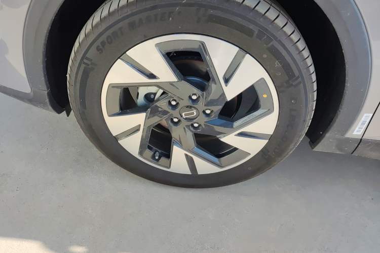 Used Bestune Yueyi 07 
