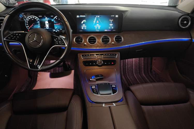 Used Mercedes-Benz E-Class 2021 Facelift E 260 L
