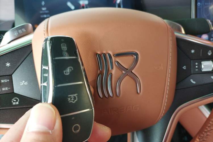 Used BYD Han L 2025 EV Four-Wheel Drive LiDAR Flagship Model
