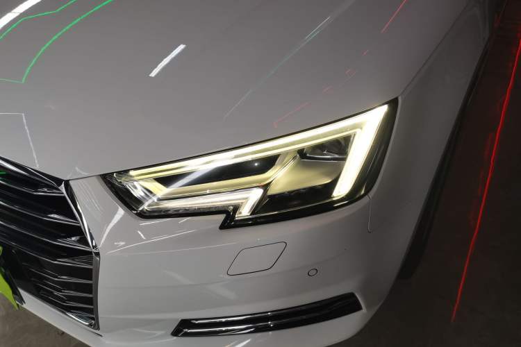 Used Audi A4L 2017 Plus 40 TFSI Style Edition
