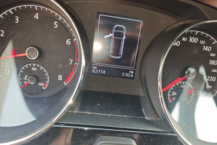 Used Volkswagen Touran 2016 Volkswagen Touran L 280TSI DSG Comfort Edition
