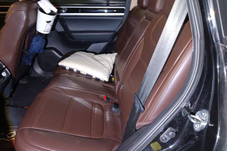 Used Yema T70 2018 T70S 1.8L Manual Value-Added Sunroof Edition
