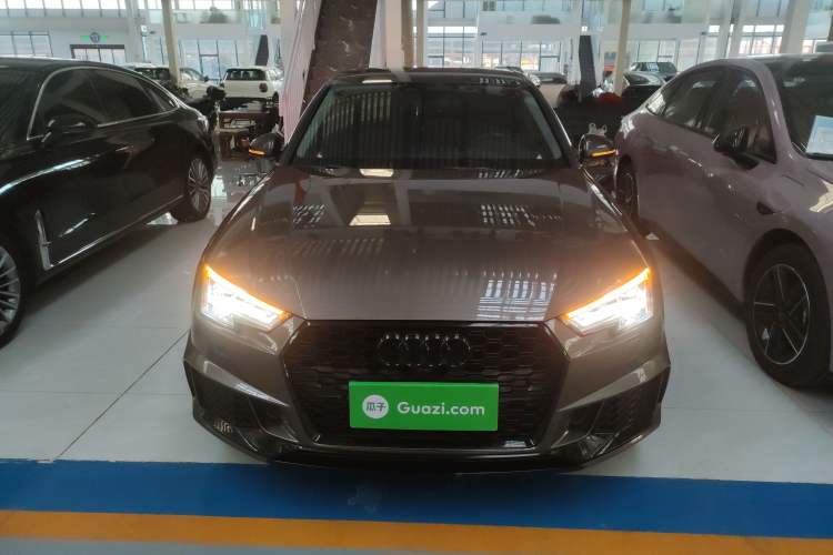 Used Audi A4L 2017 40 TFSI Ambition Edition