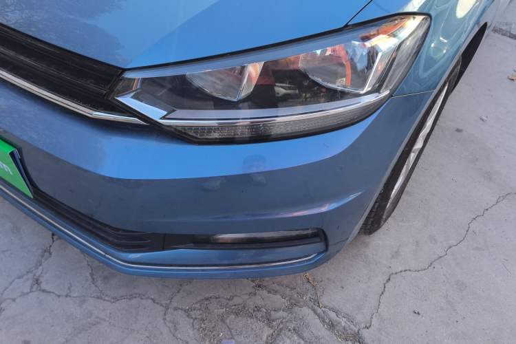 Used Volkswagen Touran 2016 Volkswagen Touran L 280TSI DSG Comfort Edition
