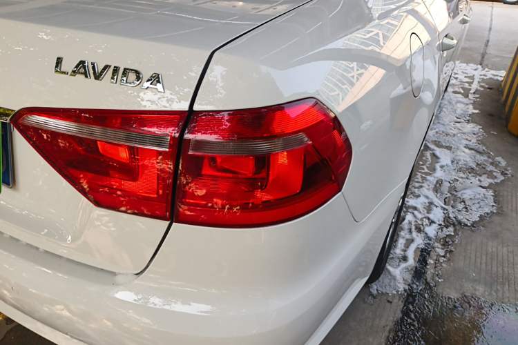 Used Volkswagen Lavida 2013 Restyled Classic 1.6L Automatic Comfort Edition