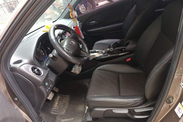 Used Honda XR-V 2015 1.8L EXi CVT Comfort Version
