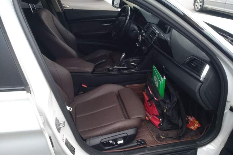 Used BMW 3 Series 2018 320Li Fashion Model
