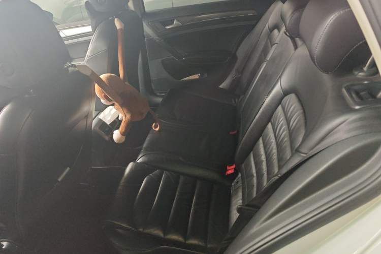 Used Volkswagen Golf 2015 1.4TSI Automatic Luxury Model