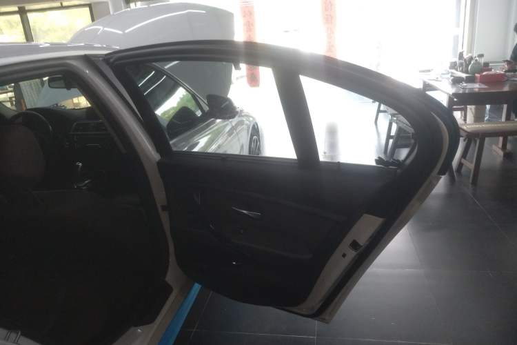 Used BMW 3 Series 2019 320Li Fashion Model
