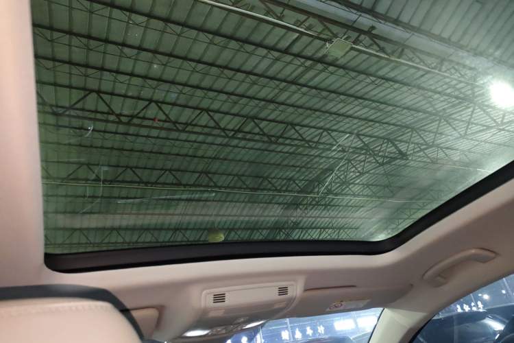 Used Volkswagen Tharu 2023 300TSI Two-Wheel-Drive Full Moon Edition
