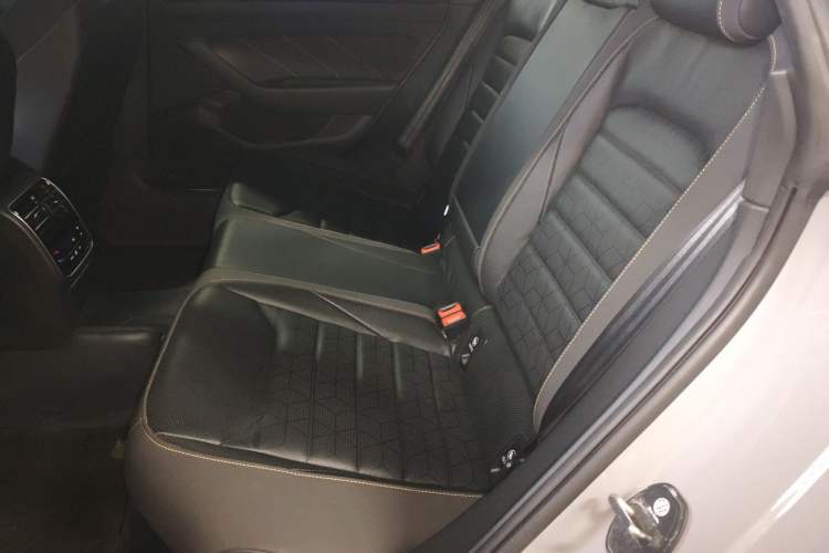 Used Volkswagen FAW-Volkswagen CC 2024 380TSI Striking Edition
