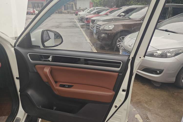 Used Yema T70 2016 1.8L Manual Elite Version