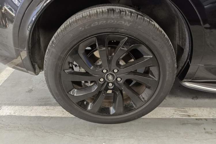 Used Land Rover Discovery Sport 2022 Revised Version 249 PS R-Dynamic S Performance Edition 5 Seats
