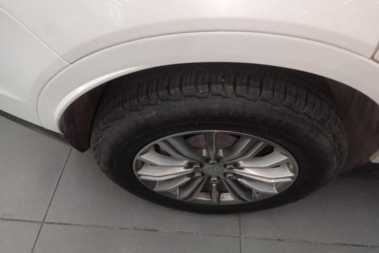 Used Cadillac XT5 2018 28T Four-Wheel Drive Luxury Model
