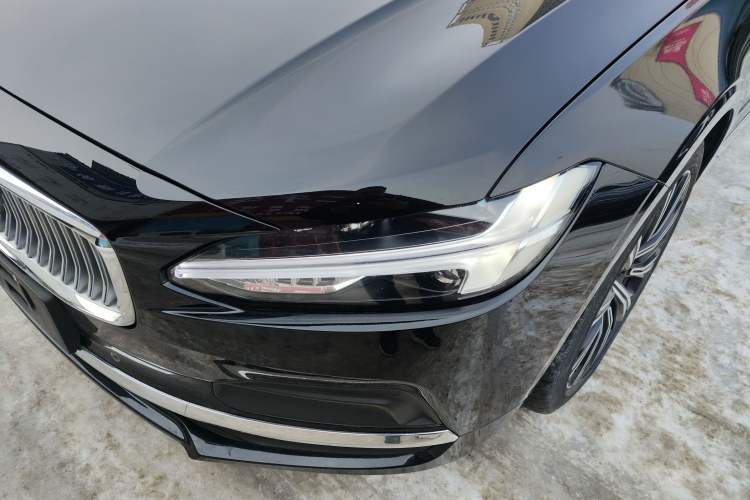 Used Volvo S90 2023 B5 Zhiyuan Luxury Edition