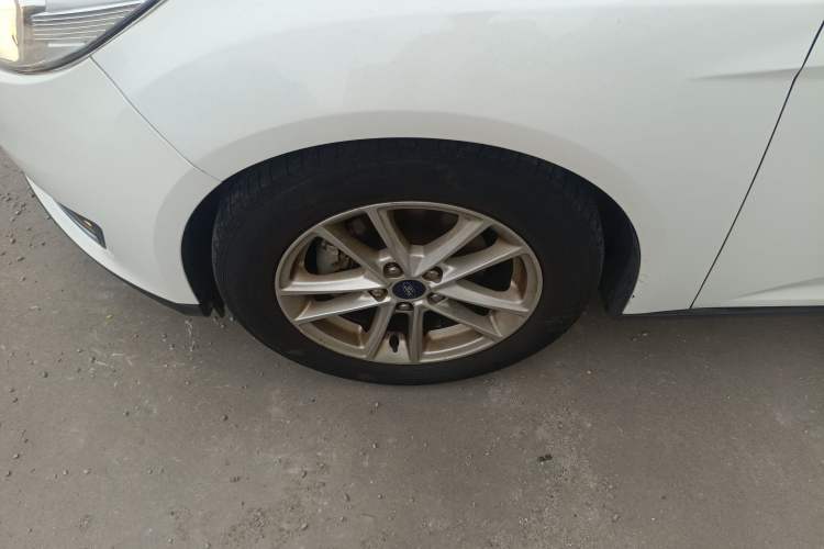 Used Ford Focus 2017 Sedan EcoBoost 180 Automatic Elite Model