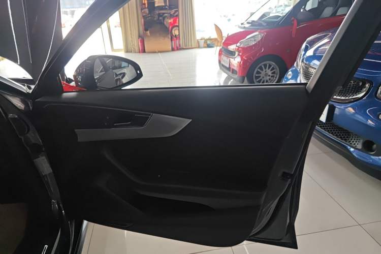 Used Audi A4L 2020 40 TFSI Fashion Dynamic Model
