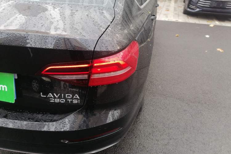 Used Volkswagen Lavida 2022 280TSI DSG Comfort Edition
