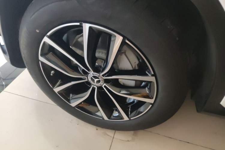 Used Mercedes-Benz GLC 2022 Second Facelift GLC 260 L 4MATIC Luxury Edition
