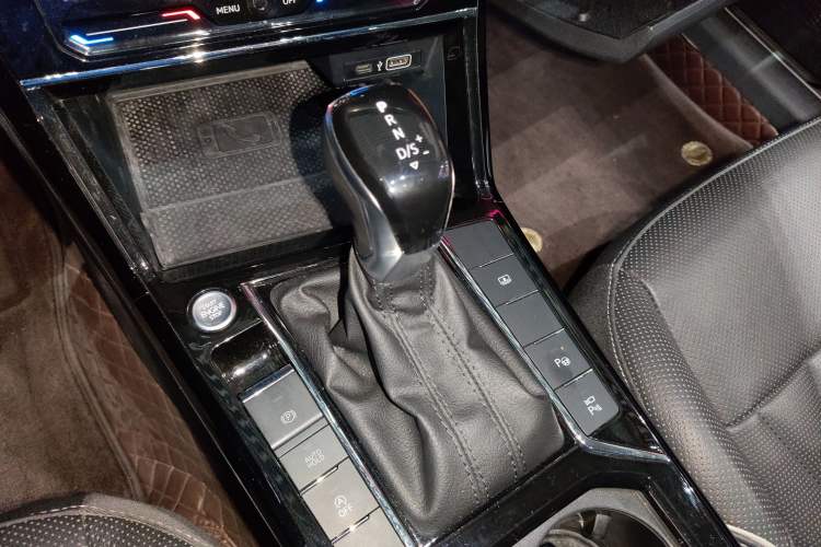 Used Volkswagen Passat 2023 330TSI Prestige Edition
